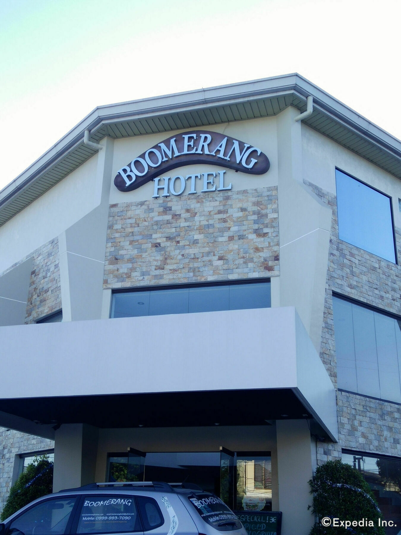 Boomerang Hotel Ángeles Extérieur photo